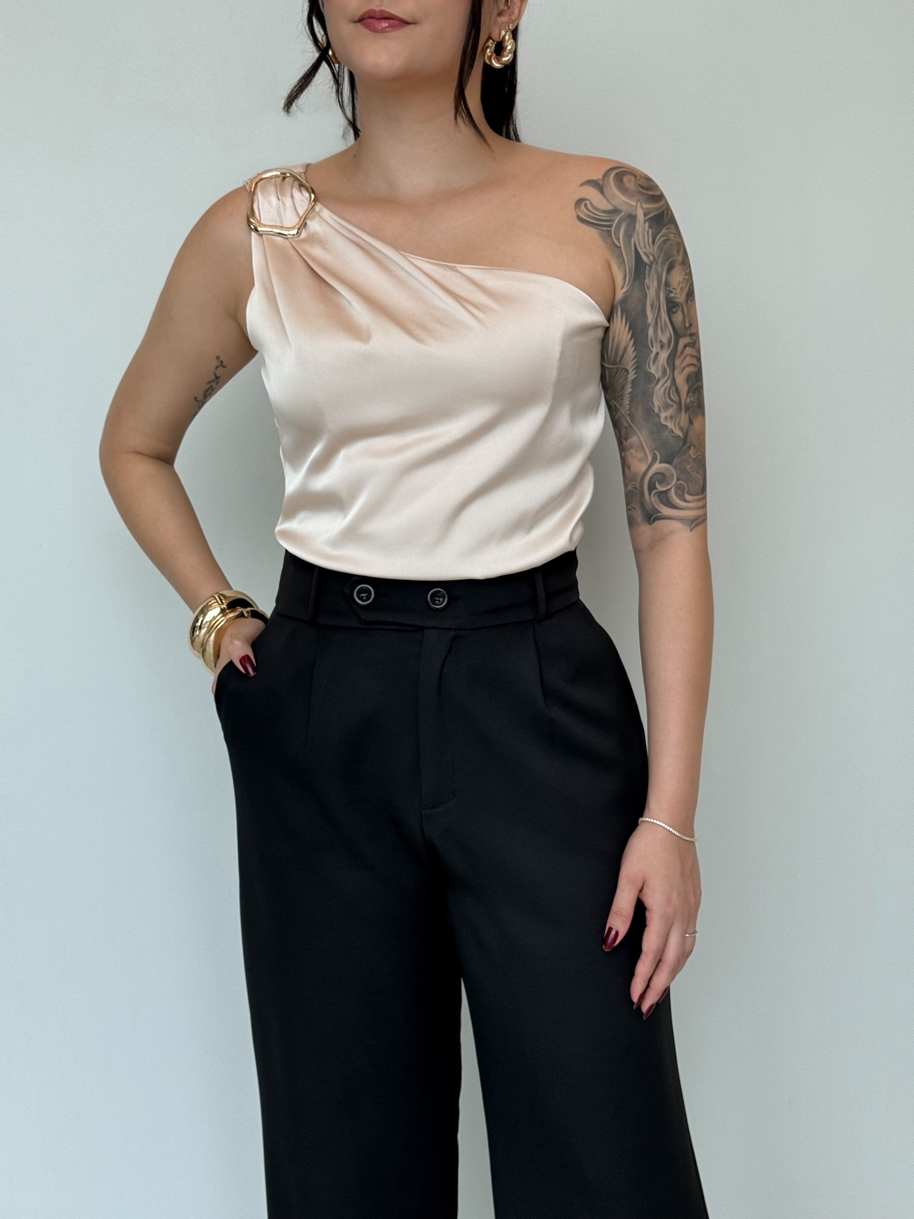 Body Nula Manga Cetim Susan