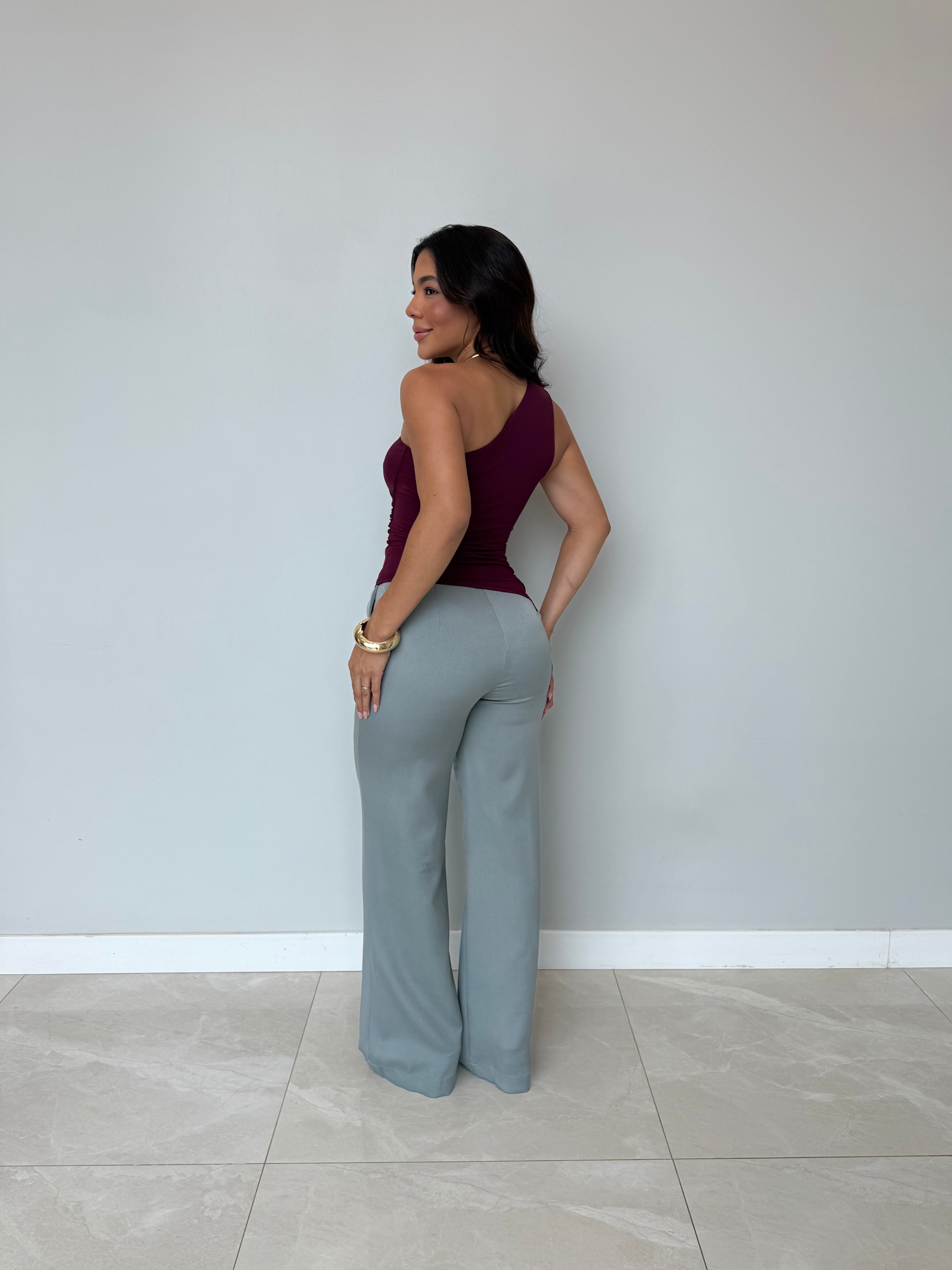 Blusa Assimétrica Wendy