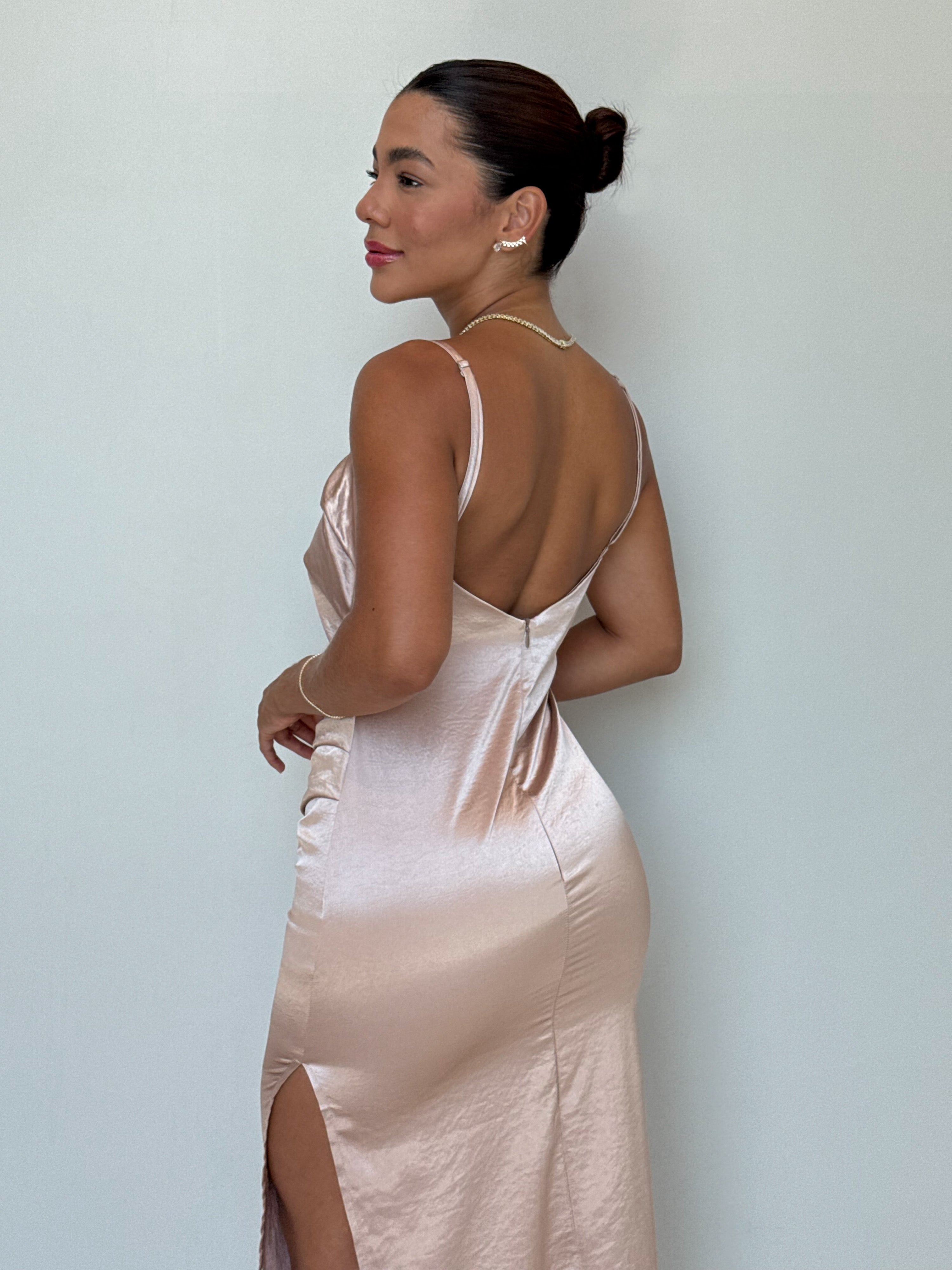 Vestido Midi Acetinado Ester