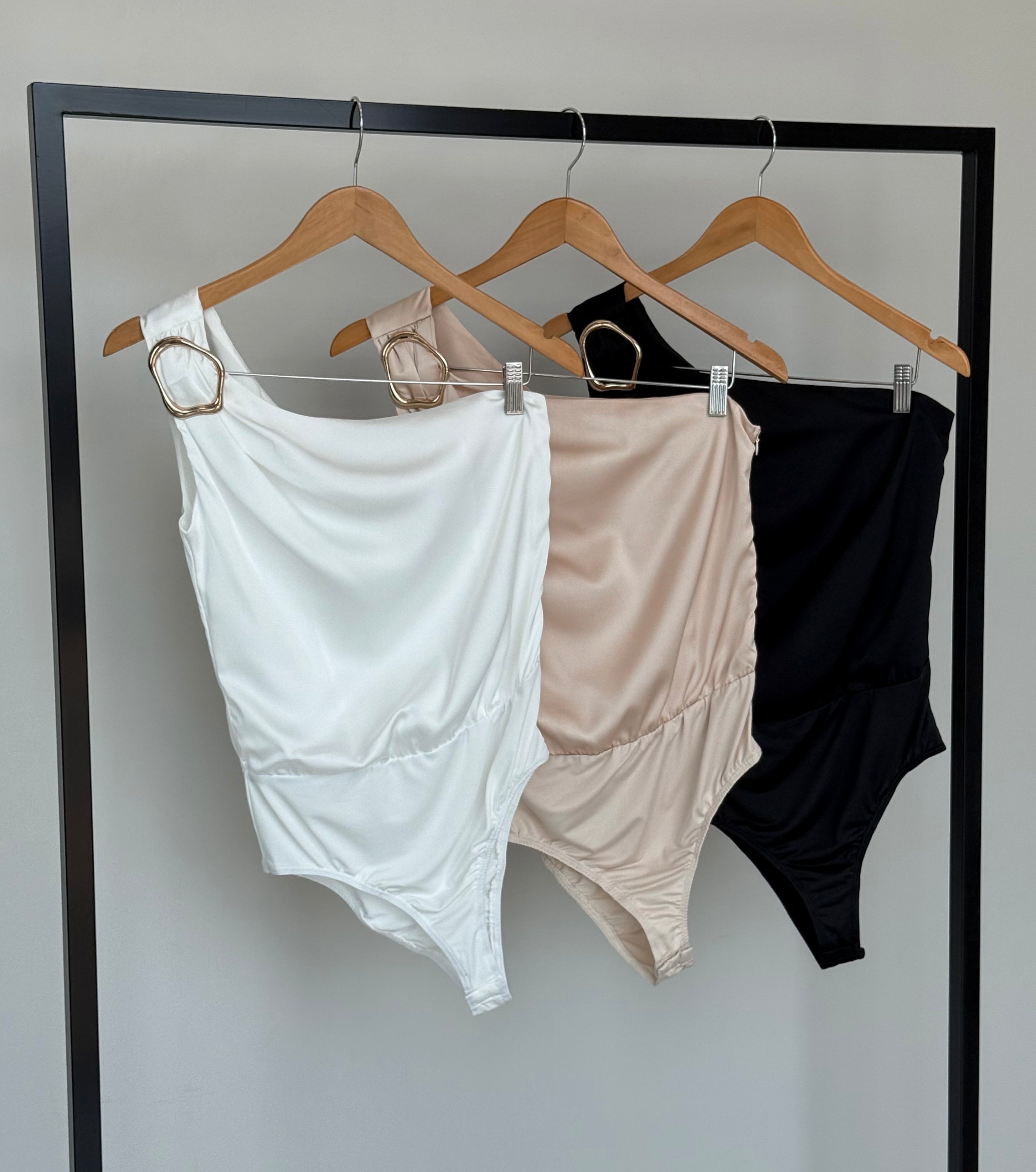 Body Nula Manga Cetim Susan