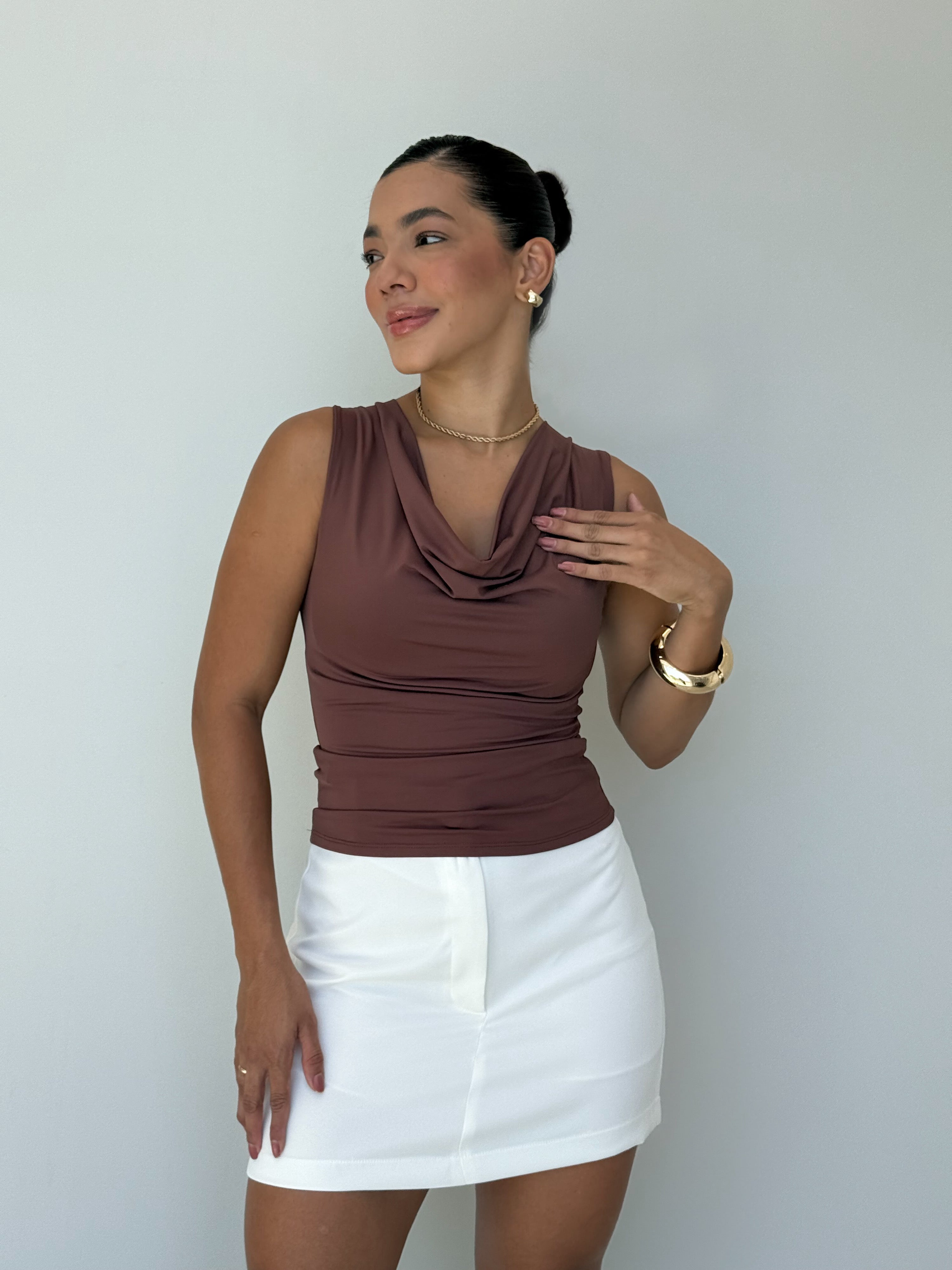 Saia Alfaiataria Yara