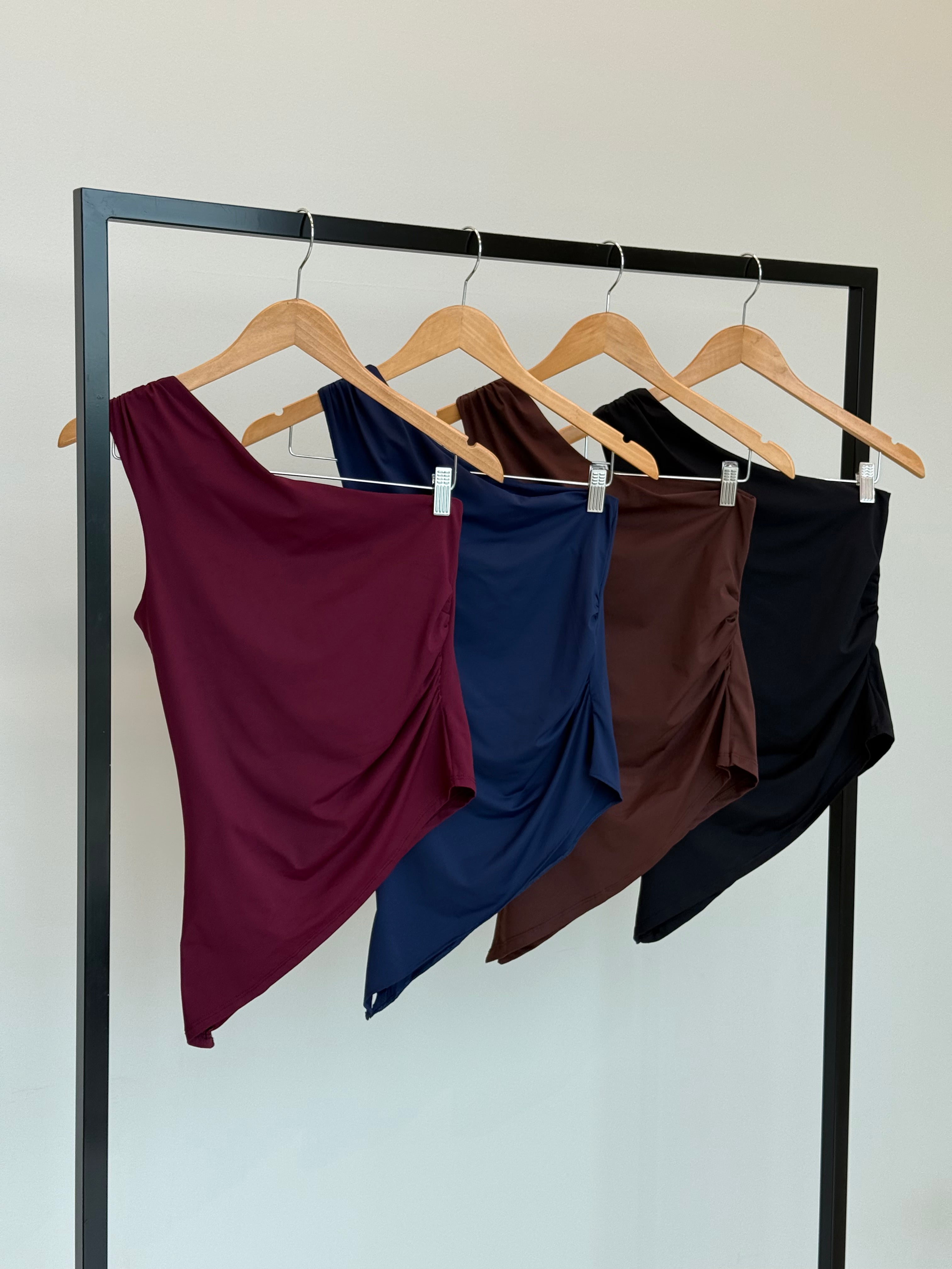 Blusa Assimétrica Wendy