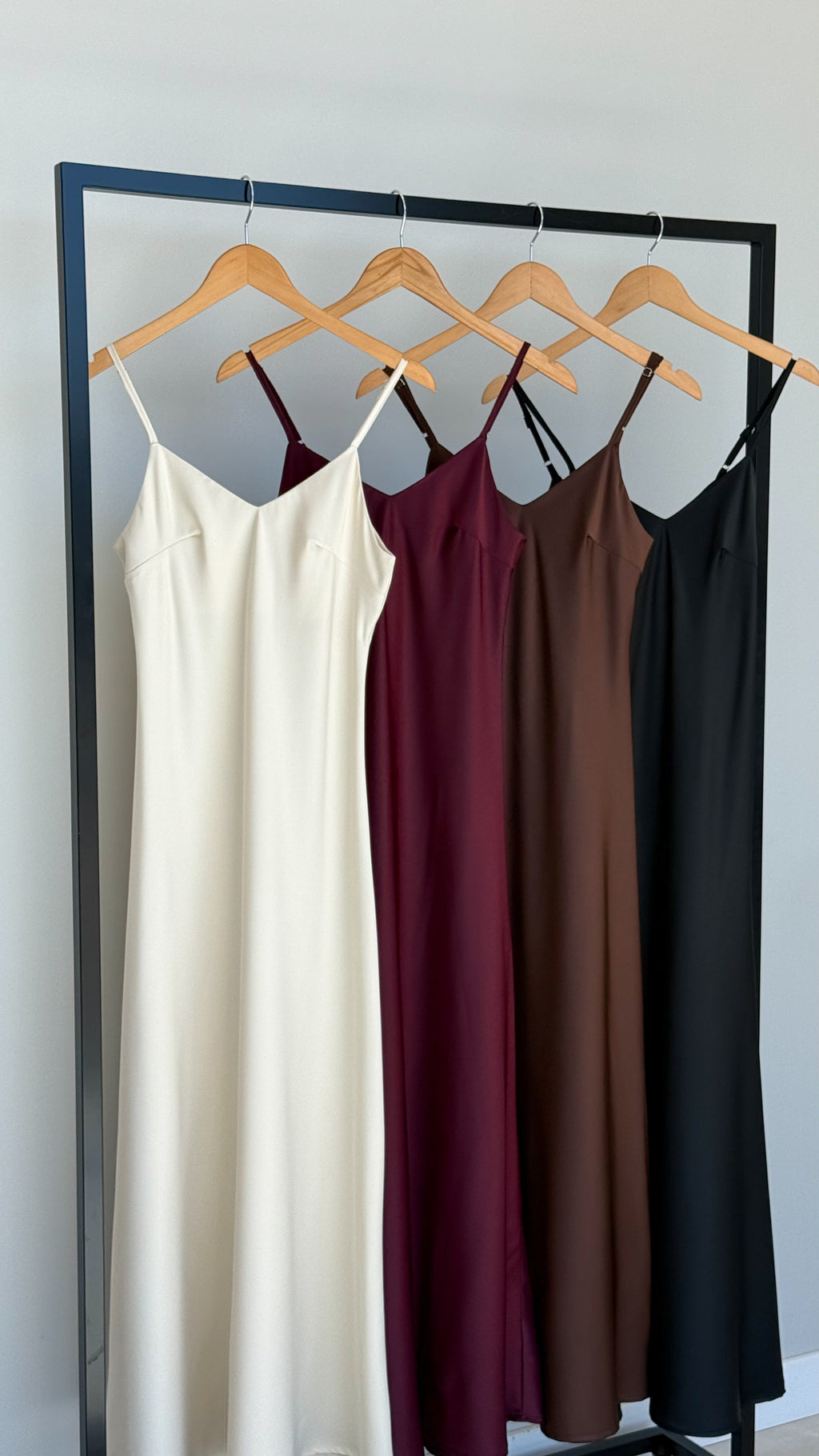Vestido Alycia Cetim
