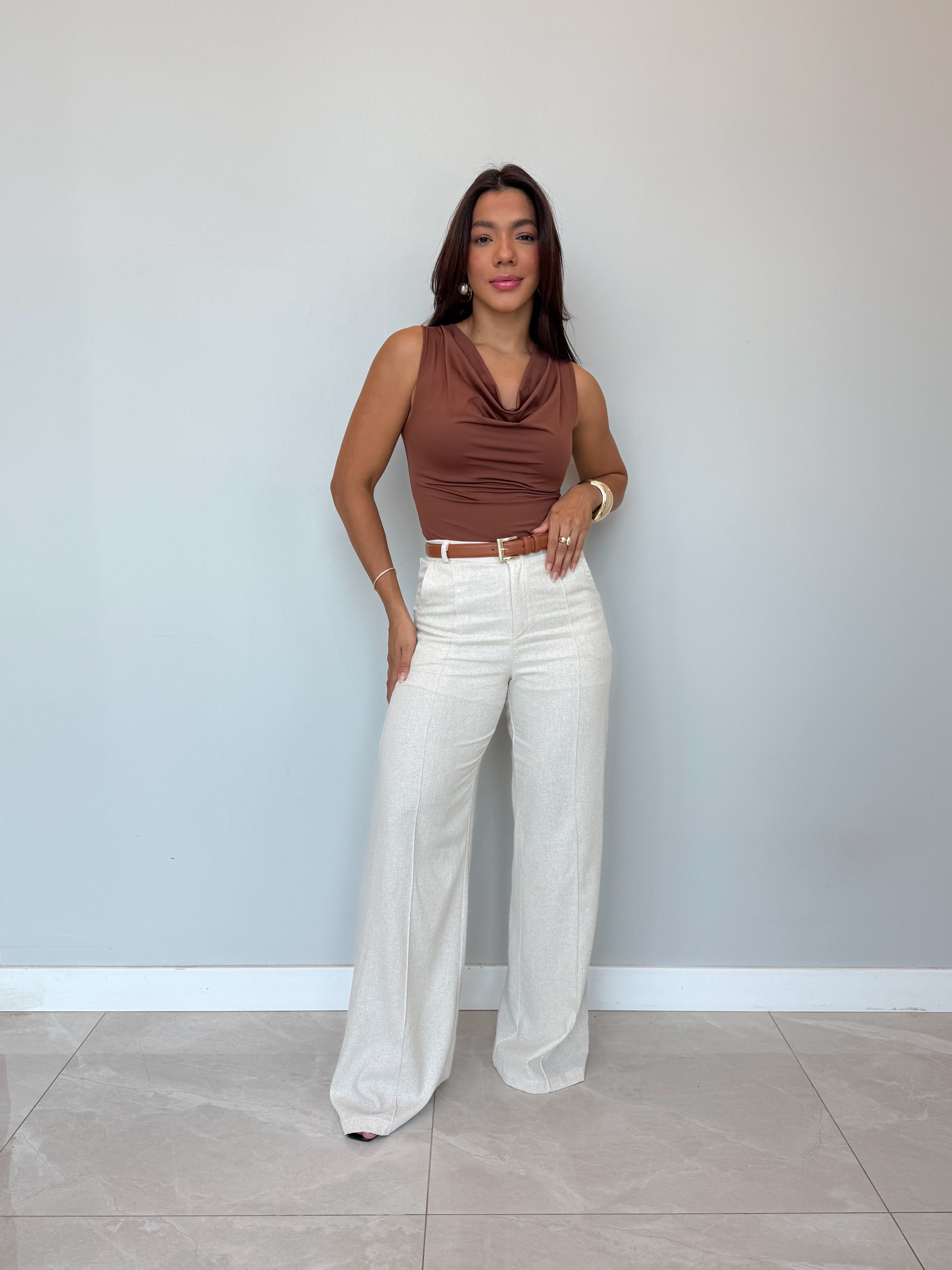 Calça Pantalona Linho Agatha - 2 POR R$ 349,90