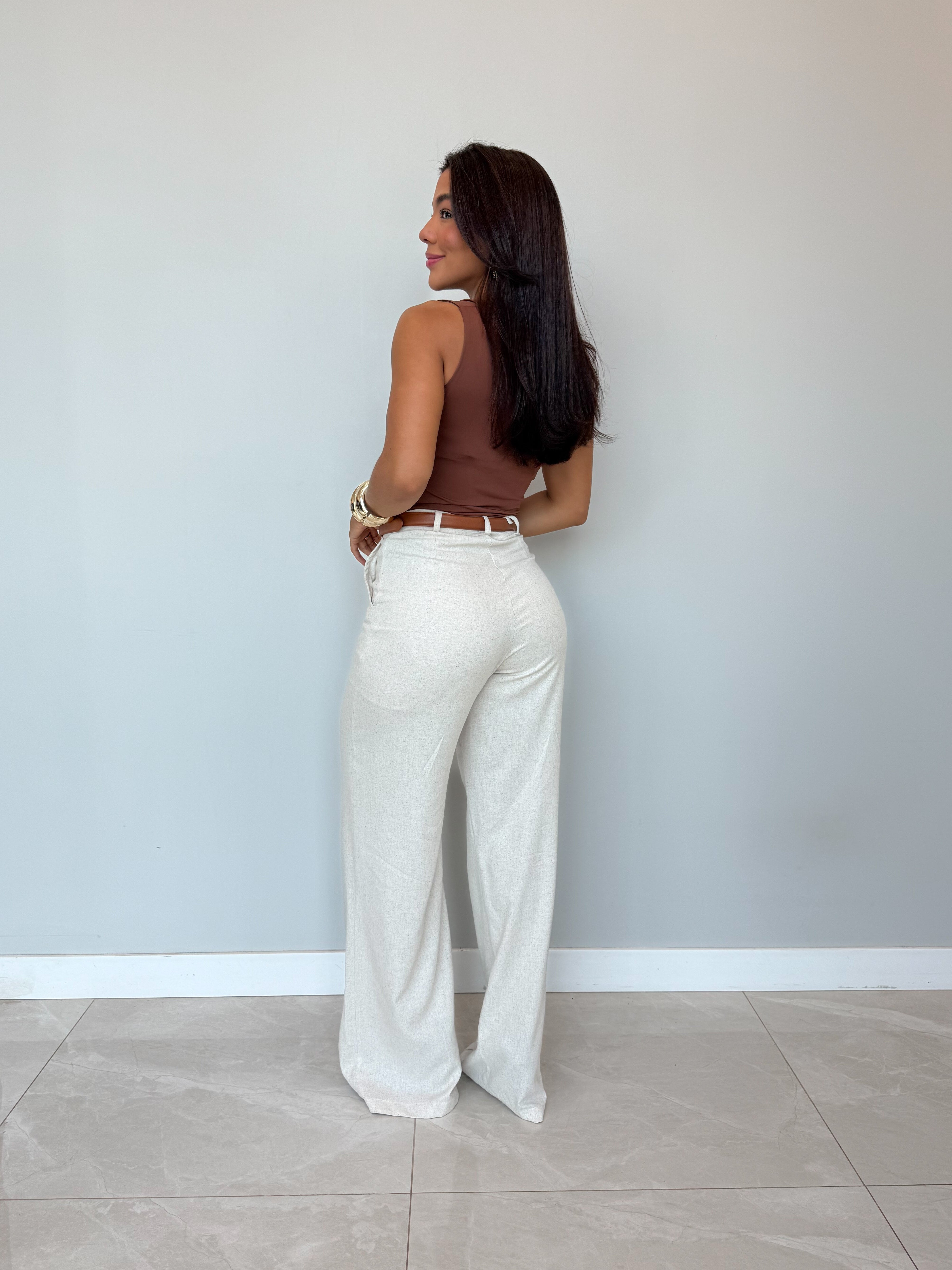 Calça Pantalona Linho Agatha - 2 POR R$ 349,90