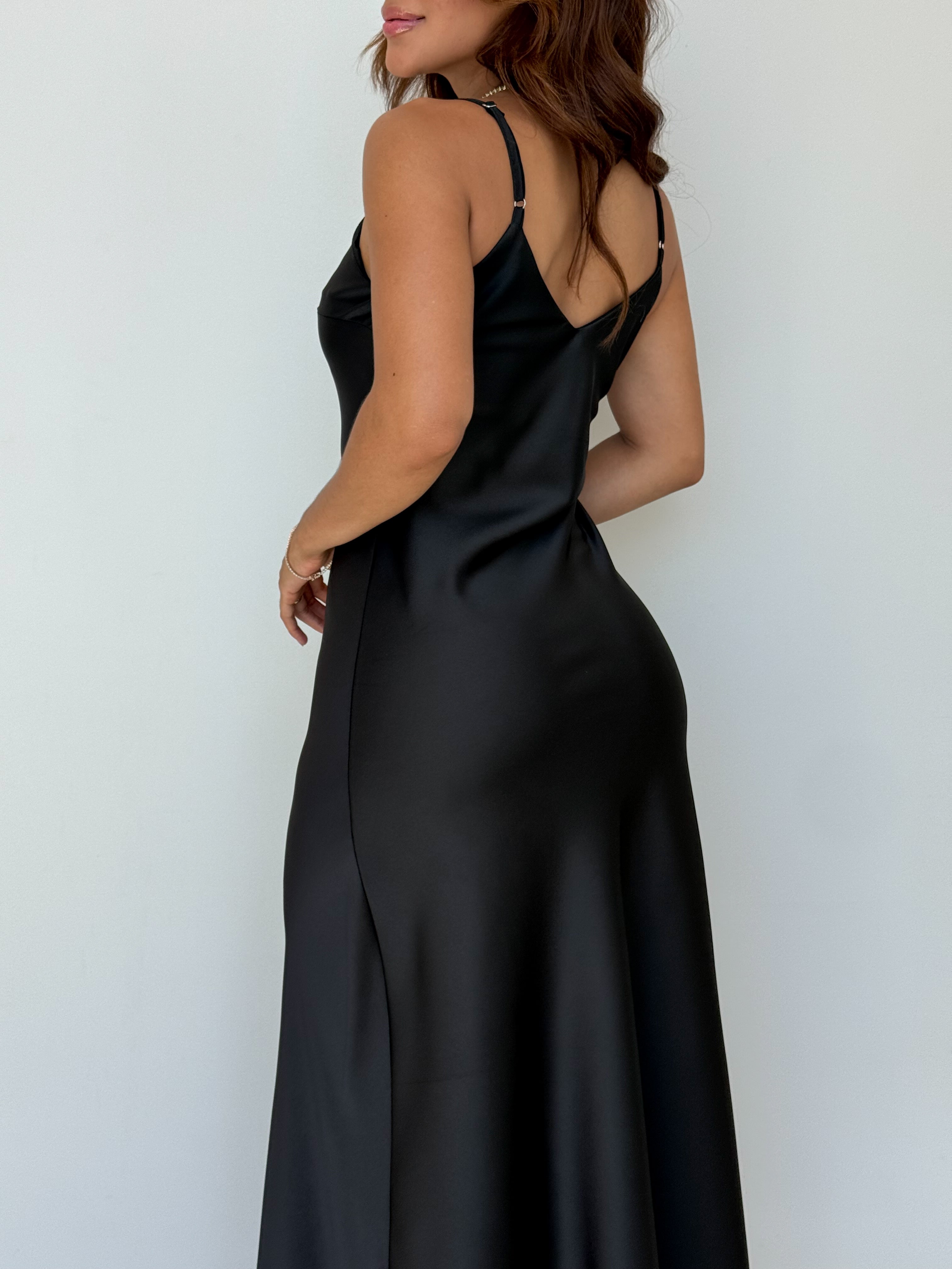 Vestido Alycia Cetim