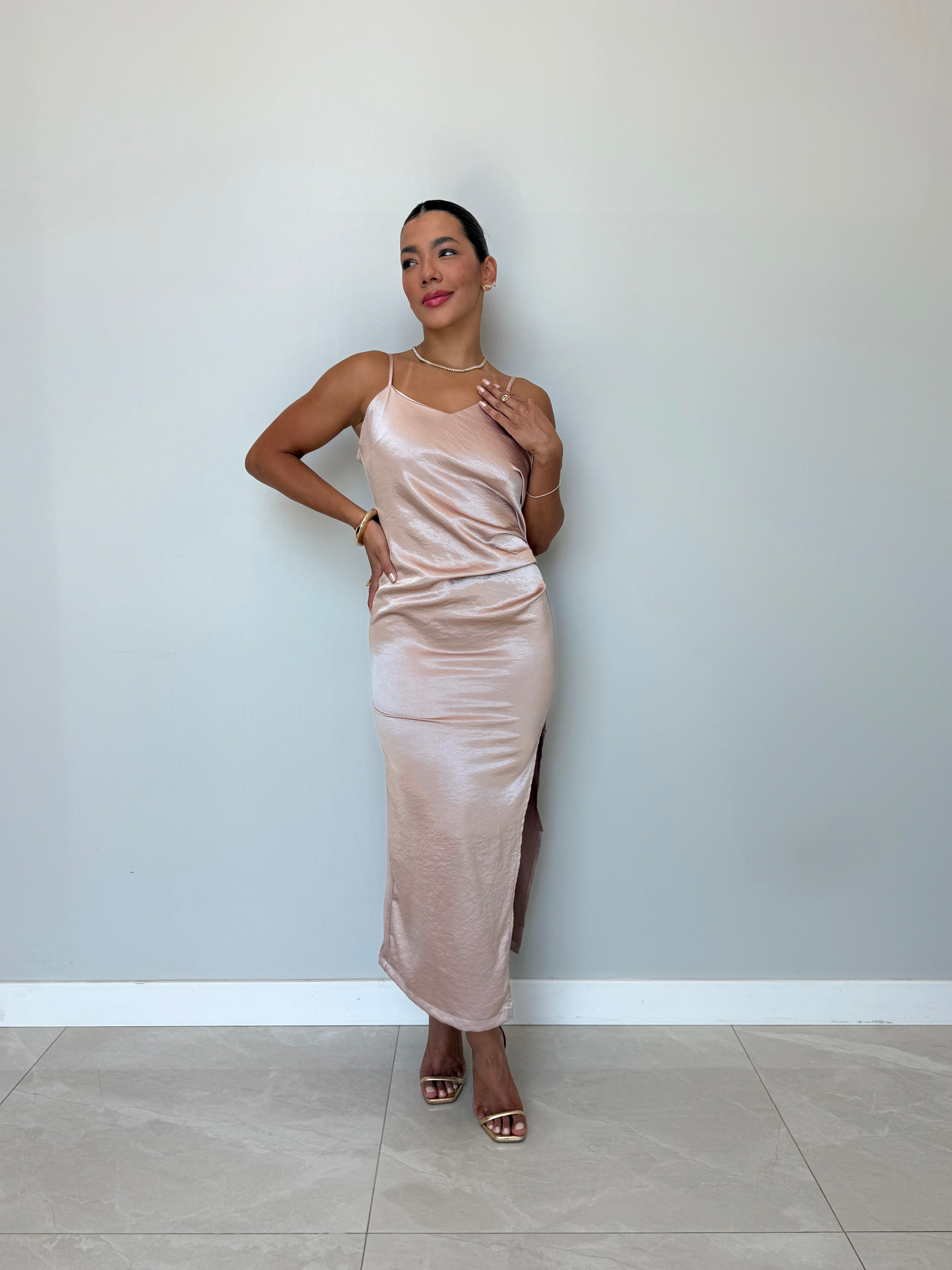 Vestido Midi Acetinado Ester